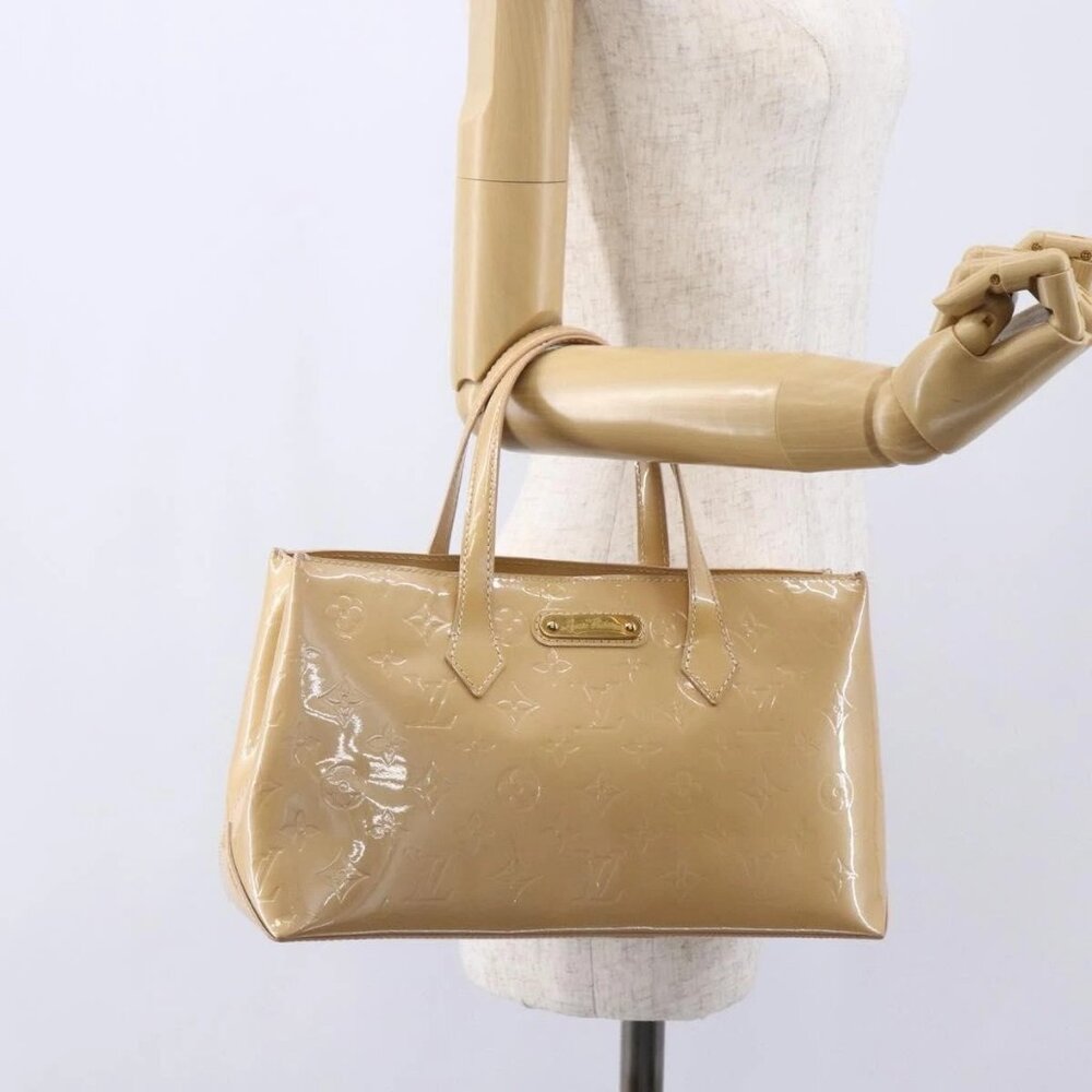 LOUIS VUITTON Monogram Vernis Wilshire PM Bag Rose Florentin